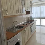 Service Lazaro -apartamentos Aguamarina 52 كاليبي