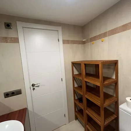 Service Lazaro -apartamentos Aguamarina 52 *