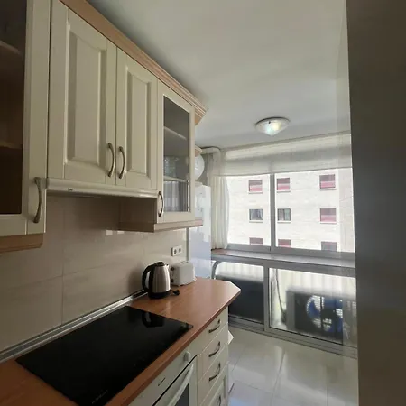 Service Lazaro -apartamentos Aguamarina 52 *