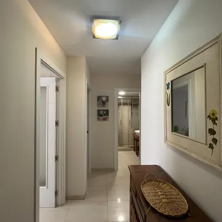 Service Lazaro -apartamentos Aguamarina 52