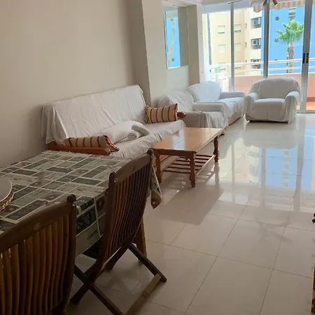 Service Lazaro -apartamentos Aguamarina 52 * كاليبي